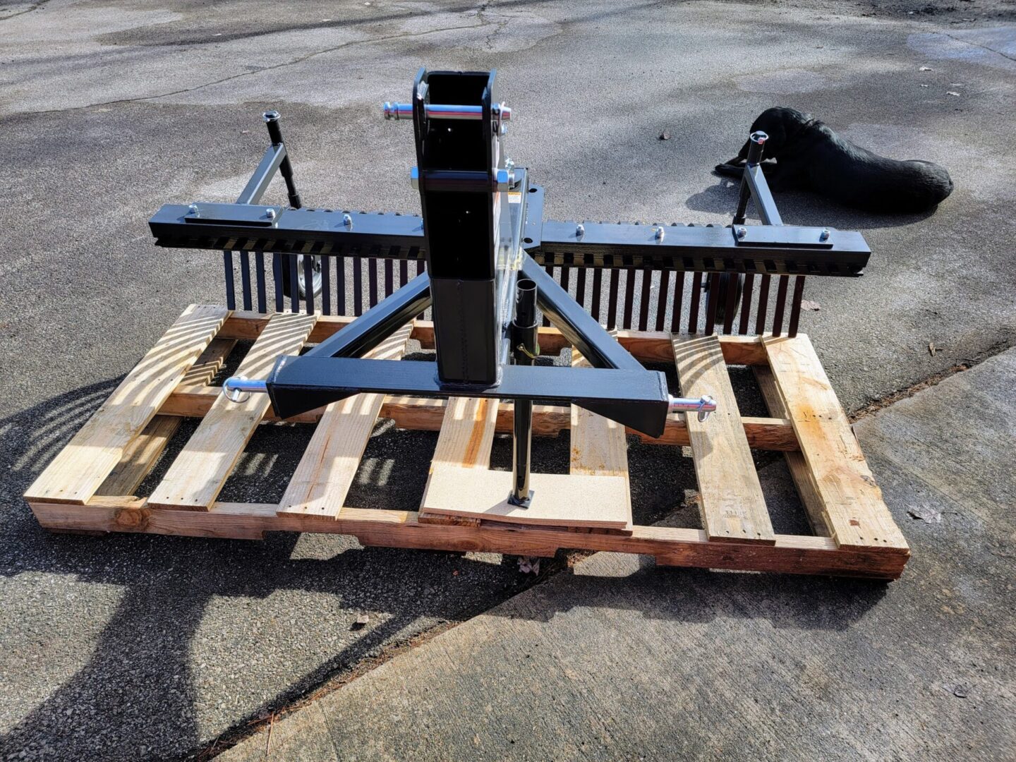 A pallet with some type of machine on it